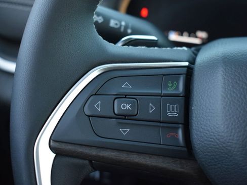 New 2026 Jeep Grand Cherokee Limited w/ Limited Altitude Package AWD/4WD image 15