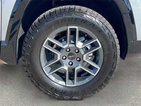 New 2026 GMC Terrain AT4 w/ Convenience Package III image 19