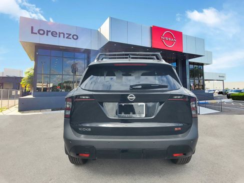 New 2026 Nissan Kicks SR image 5