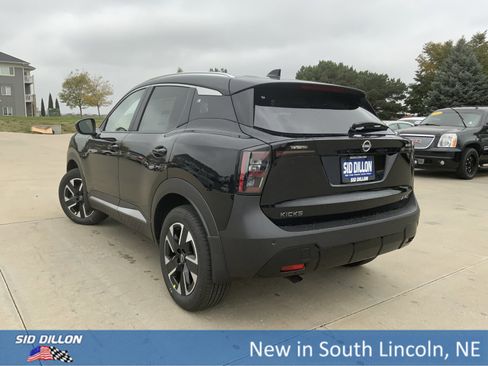 New 2026 Nissan Kicks SV w/ SV Premium Package image 3