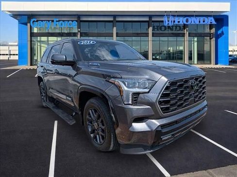 Used 2024 Toyota Sequoia Platinum image 1