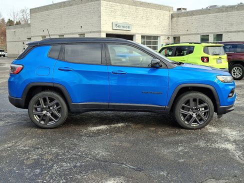 New 2026 Jeep Compass Limited AWD/4WD image 7