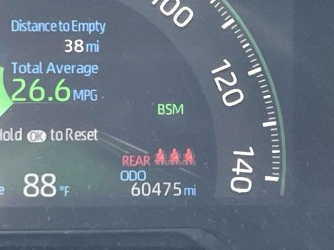 Used 2024 Toyota RAV4 XLE FWD image 25
