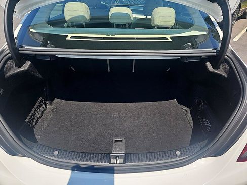 Used 2018 Mercedes-Benz C 300 Sedan image 34