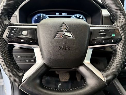 Used 2024 Mitsubishi Outlander Ralliart AWD/4WD image 41