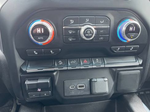 Used 2023 GMC Sierra 2500 SLE w/ SLE Convenience Package AWD/4WD image 22