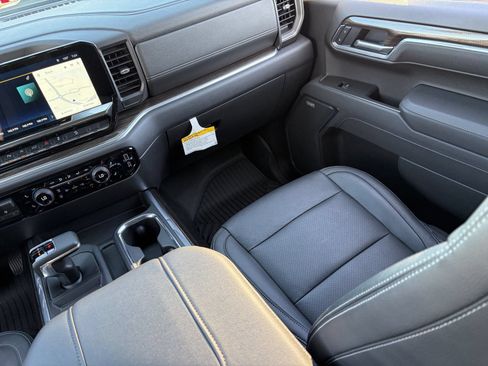 Certified 2026 Chevrolet Silverado 1500 LT Trail Boss w/ Safety Package AWD/4WD image 17