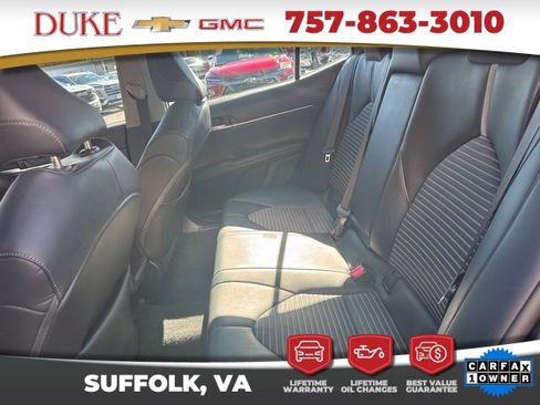 Used 2023 Toyota Camry SE image 4