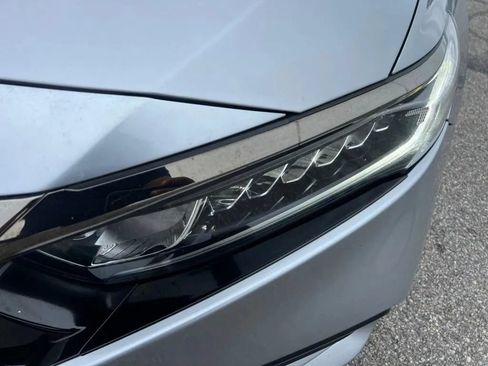 Used 2020 Honda Accord Sport image 32