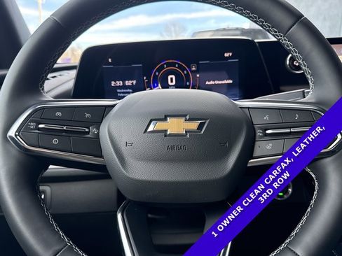 Used 2025 Chevrolet Traverse LT w/ Sun and Wheel Package image 26