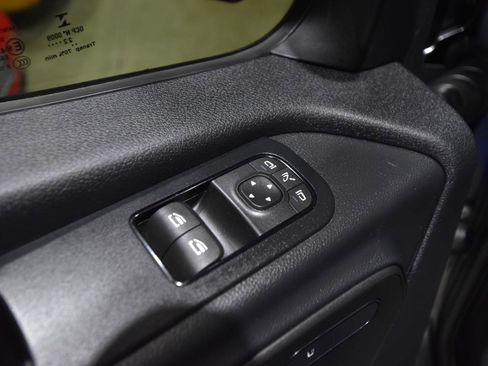 Used 2023 Mercedes-Benz Sprinter 2500 image 15