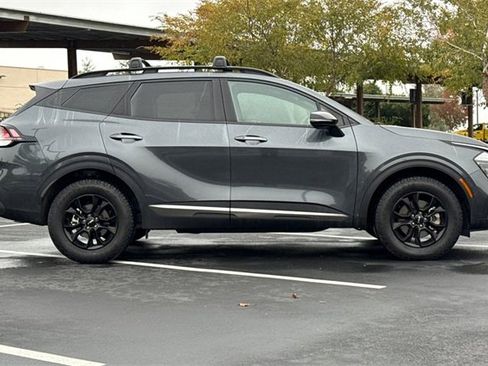 Certified 2024 Kia Sportage X-Pro image 3