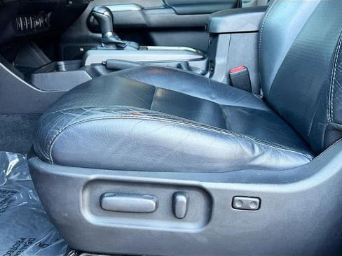 Used 2021 Toyota Tacoma TRD Sport w/ TRD Premium Sport Package RWD image 20