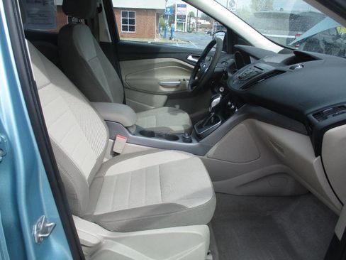 Used 2013 Ford Escape SE image 23