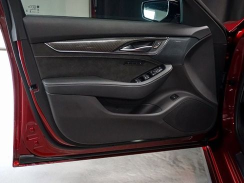 Used 2023 Cadillac CT5 V Blackwing w/ Carbon Fiber Package 2 RWD image 28