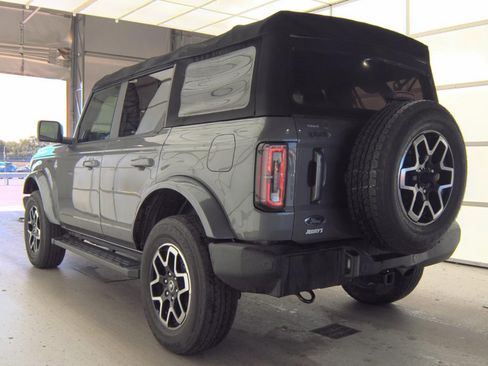 Used 2021 Ford Bronco Outer Banks AWD/4WD image 6