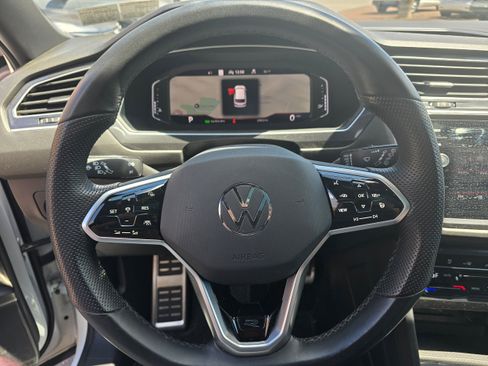 Used 2024 Volkswagen Tiguan SEL R-Line AWD/4WD image 22