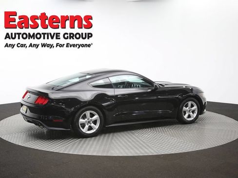 Used 2017 Ford Mustang Coupe RWD image 39