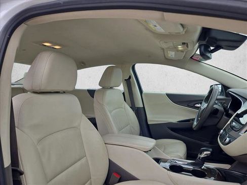 Used 2024 Chevrolet Malibu LT FWD image 19