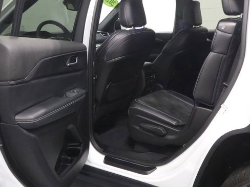 Used 2023 Jeep Grand Cherokee L Laredo AWD/4WD image 20