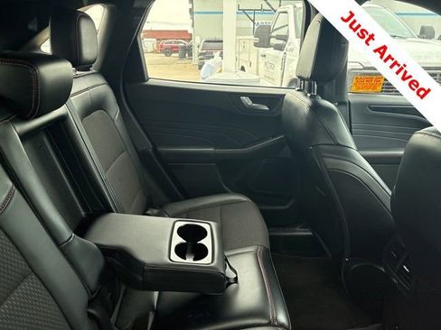 Used 2024 Ford Escape ST-Line w/ Tech Pack #1 FWD image 16