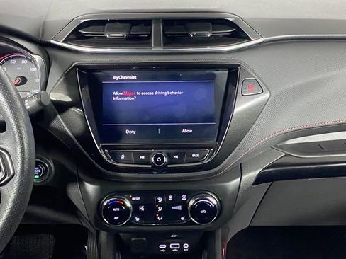 Certified 2022 Chevrolet TrailBlazer RS w/ Technology Package image 21