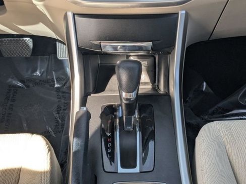 Used 2015 Honda Accord EX image 16