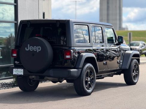 Used 2020 Jeep Wrangler Unlimited Sport S AWD/4WD image 5