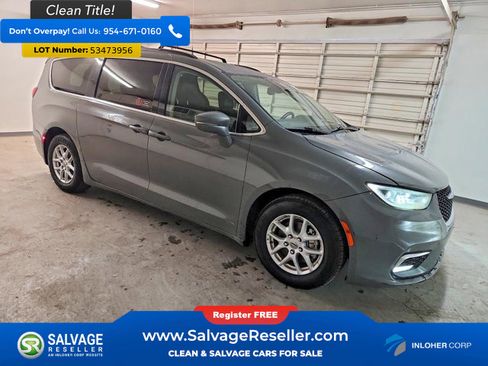 Used 2022 Chrysler Pacifica Touring-L FWD image 5