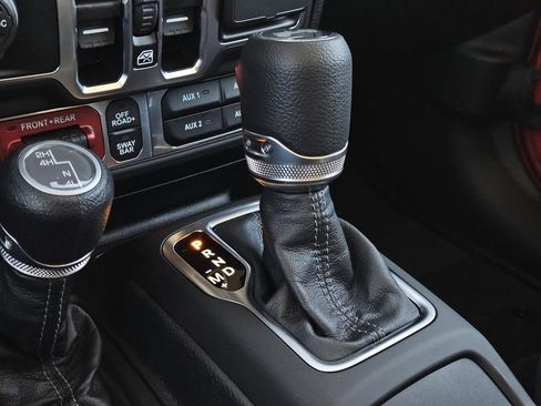 New 2025 Jeep Wrangler Unlimited Rubicon image 15