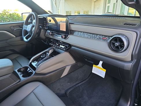 New 2026 Chevrolet Colorado ZR2 w/ Technology Package image 34