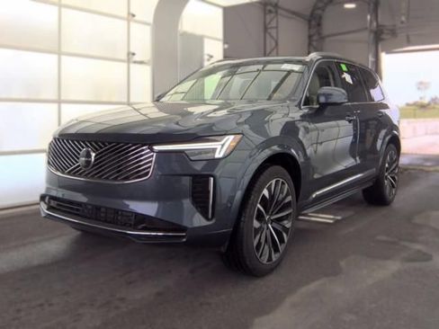 Used 2026 Volvo XC90 B6 Ultra AWD/4WD image 2
