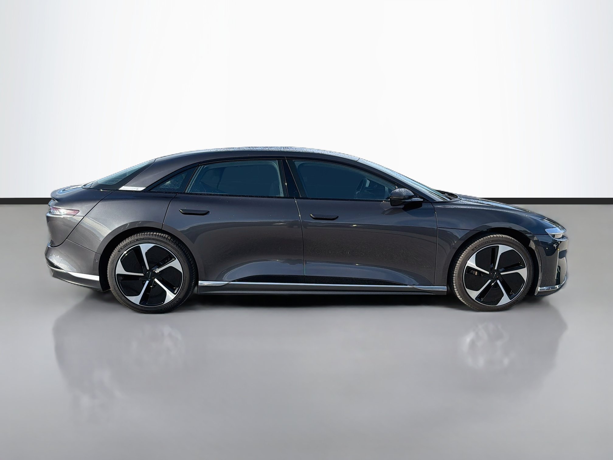 Used 2024 Lucid Air Touring AWD/4WD image 6