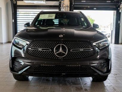 New 2025 Mercedes-Benz GLC 350e 4MATIC