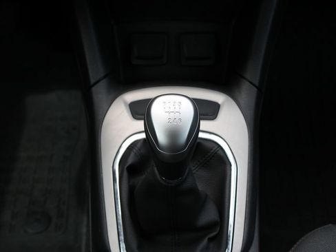 Used 2018 Chevrolet Cruze LS FWD image 11