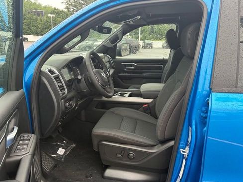 New 2026 RAM 1500 4x4 Crew Cab image 14
