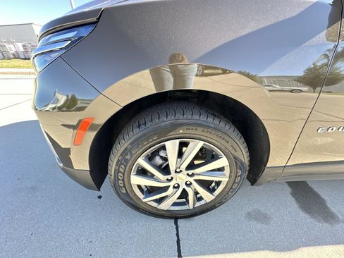 Used 2024 Chevrolet Equinox LT AWD/4WD image 32