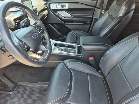 Used 2020 Ford Explorer ST w/ Premium Technology Package AWD/4WD image 11