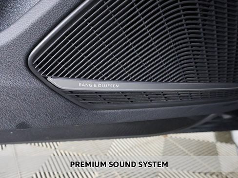 Used 2023 Audi A4 2.0T Premium Plus w/ Premium Plus Package image 5