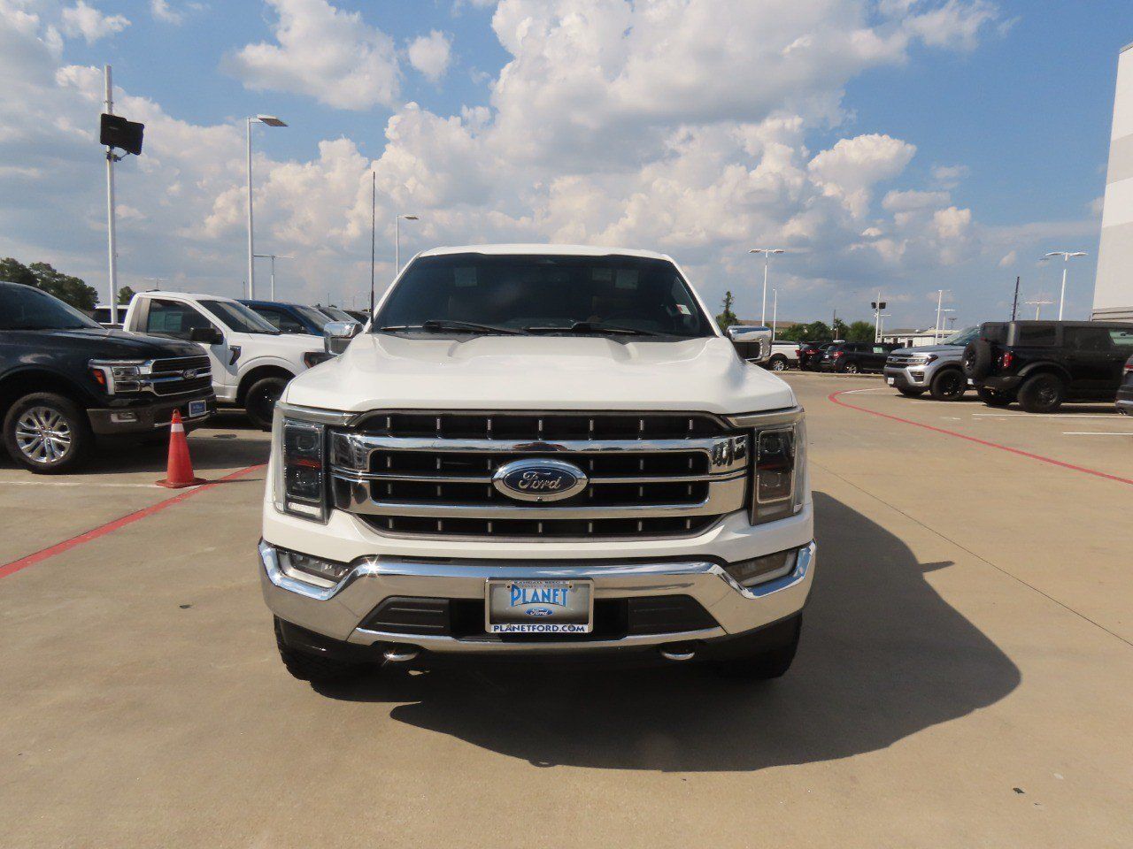 Used 2021 Ford F150 Lariat w/ Equipment Group 502A High AWD/4WD image 5