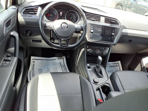 Used 2019 Volkswagen Tiguan SE w/ 3rd Row Seat Package AWD/4WD image 7