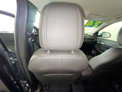 Used 2024 Buick Encore GX Preferred AWD/4WD image 35
