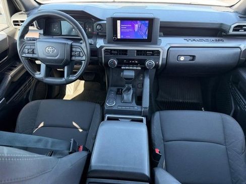 Used 2025 Toyota Tacoma 2WD Double Cab image 13