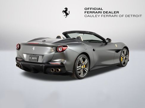 Certified 2023 Ferrari Portofino M RWD image 8