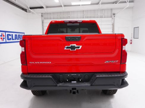 New 2026 Chevrolet Silverado 1500 ZR2 AWD/4WD image 6