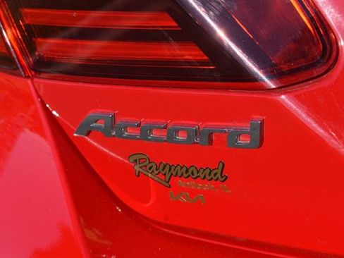 Used 2017 Honda Accord Sport image 13