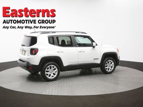 Used 2017 Jeep Renegade Latitude w/ Cold Weather Group AWD/4WD image 45