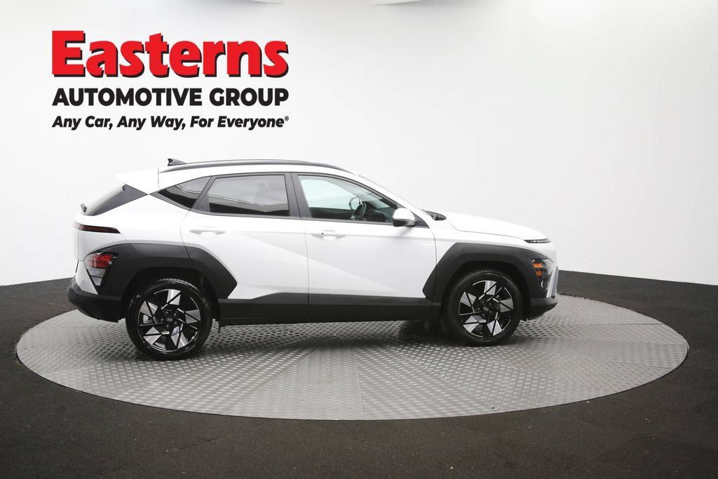 Used 2025 Hyundai Kona SEL FWD image 46