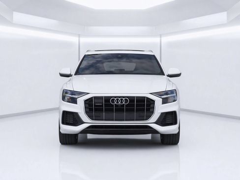 Certified 2022 Audi Q8 Premium AWD/4WD image 5
