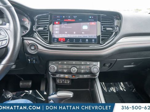 Used 2024 Dodge Durango GT AWD/4WD image 9